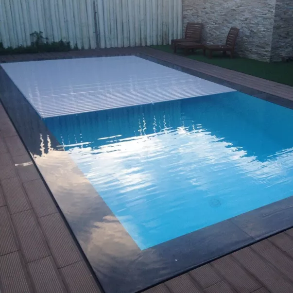 Del Rollinside ролета для бассейна (подводный монтаж), ширина 3-10 м, длина 3-20 м