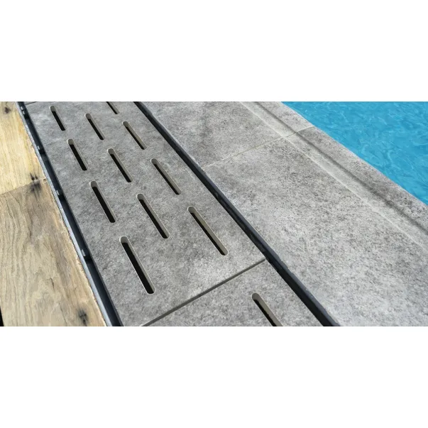 Serapool Pool Garden Anthracite Monoblock керамогранитная переливная решетка для бассейна, 65 x 24.5 см - Фото №3