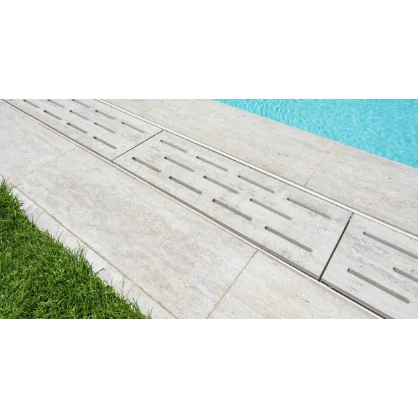Serapool Silver Traverten Monoblock керамогранитная переливная решетка для бассейна, 65 x 24.5 см - Фото №2