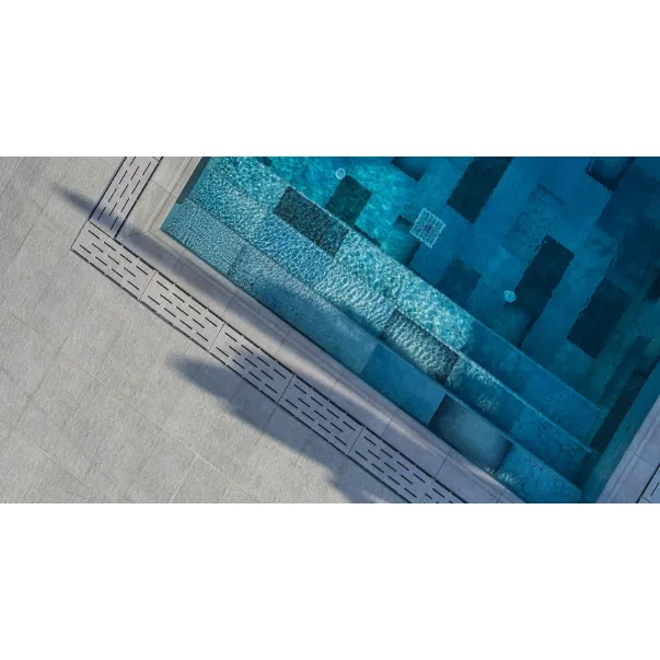 Serapool Cement Grey Monoblock керамогранитная переливная решетка для бассейна, 65 x 24.5 см - Фото №3