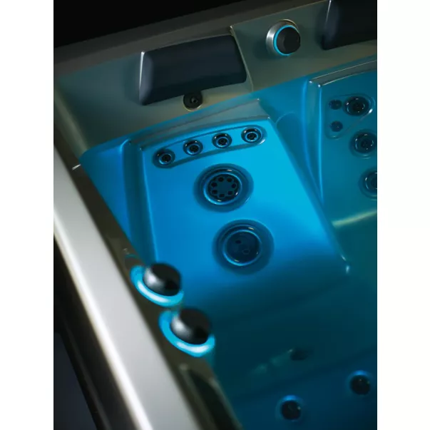 USSPA Taurus IN 219*219 см гидромассажная ванна  - Фото №3