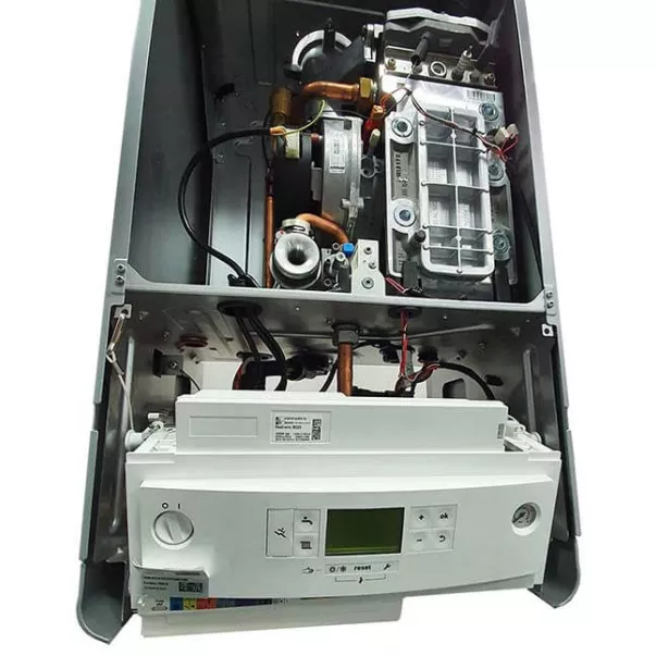 Bosch Condens GC 7000iW 14/24 C 23 14 кВт конденсаційний котел газовий двоконтурний - Фото №11